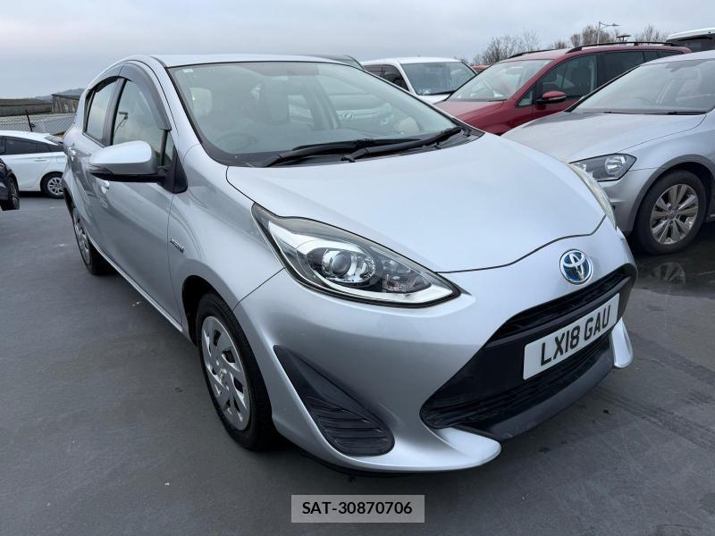 Toyota AQUA 2018-07 1184001-7