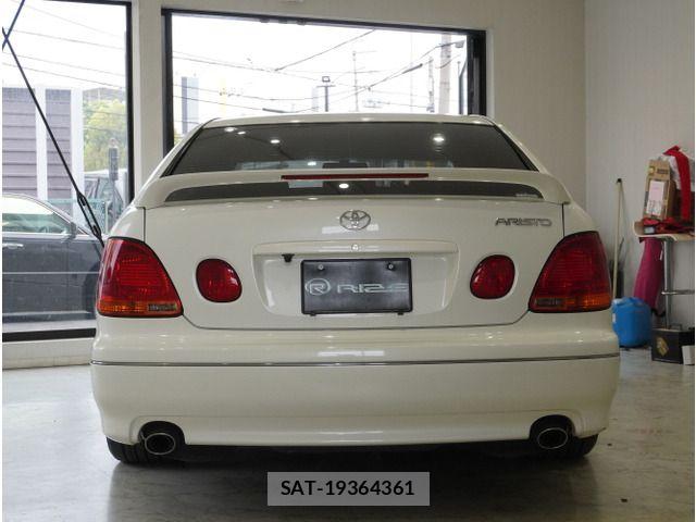 Toyota ARISTO 2002-05 6813719-4