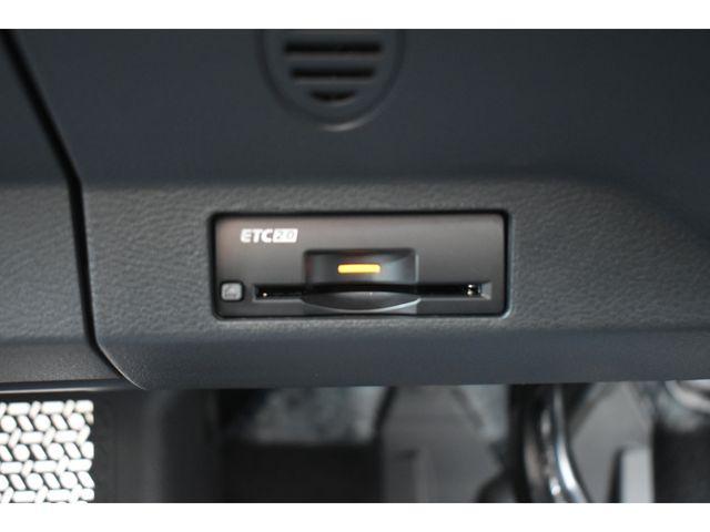 Nissan Ariya 2024-07 469895-9