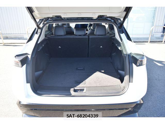 Nissan Ariya 2023-05 1444946-21