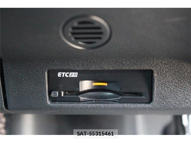 Nissan Ariya 2023-06 3831635-6