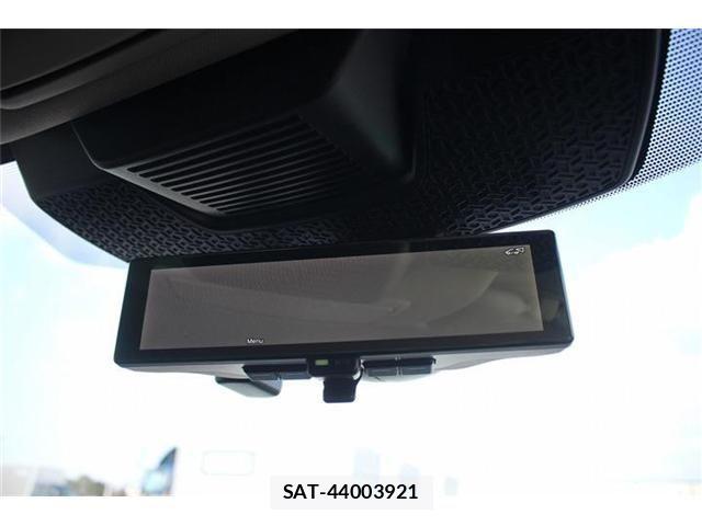 Nissan Ariya 2022-05 3831633-3