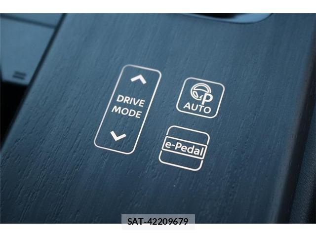 Nissan Ariya 2023-03 4419677-27