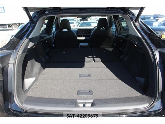 Nissan Ariya 2023-03 4419677-29