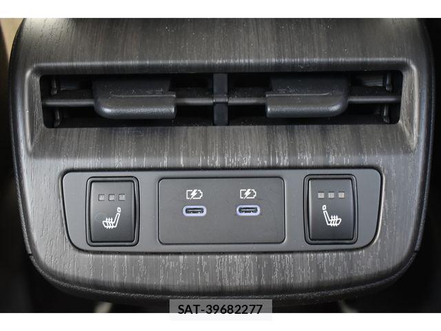Nissan Ariya 2024-07 4586765-8