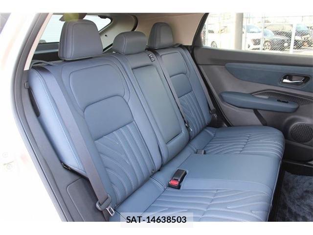 Nissan Ariya 2022-03 5860254-14