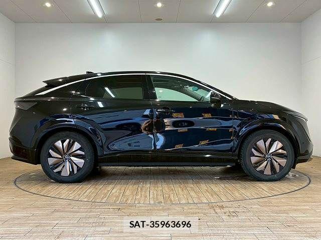 Nissan Ariya 2022-03 5860255-13