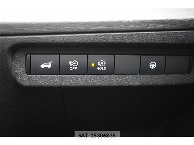 Nissan Ariya 2022-05 6610549-5