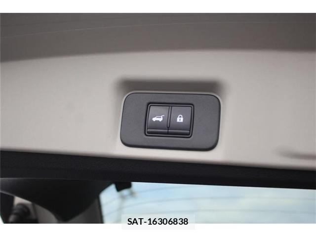 Nissan Ariya 2022-05 6610549-6