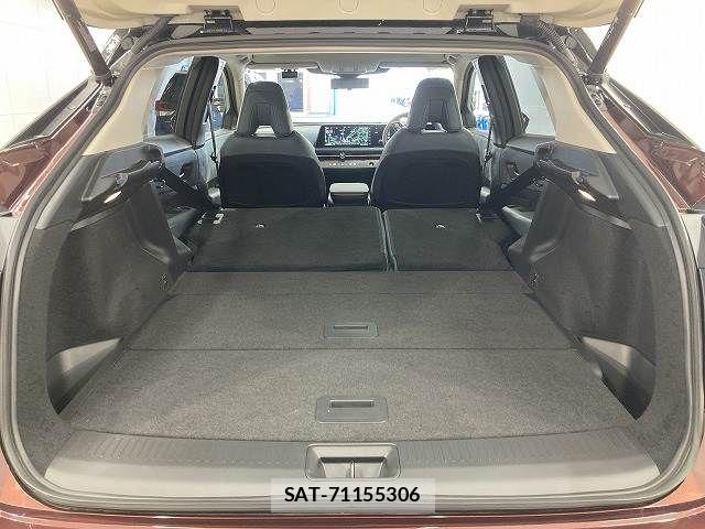 Nissan Ariya 2022-04 6813721-12