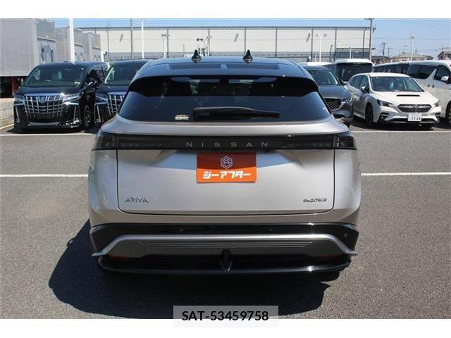 Nissan Ariya 2023-01 6902095-12