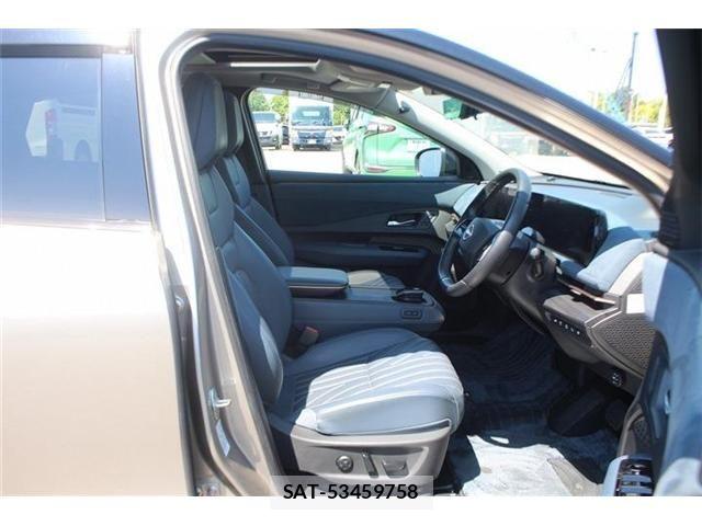 Nissan Ariya 2023-01 6902095-16