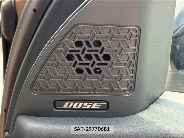 Nissan Ariya 2022-04 6902097-3