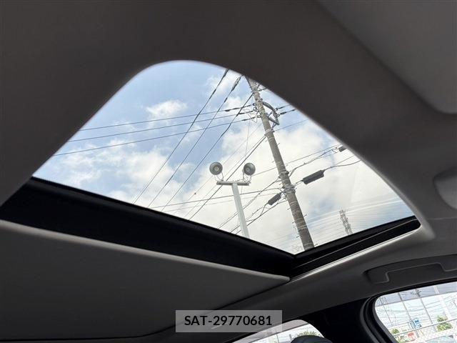 Nissan Ariya 2022-04 6902097-4