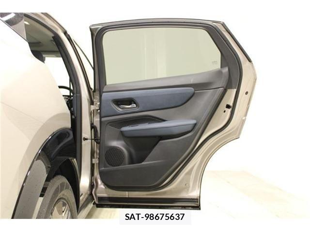 Nissan Ariya 2022-03 7020022-29