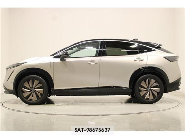 Nissan Ariya 2022-03 7020022-8