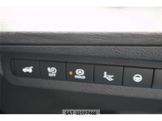 Nissan Ariya 2022-04 7057463-5