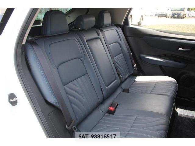 Nissan Ariya 2022-03 7214891-23