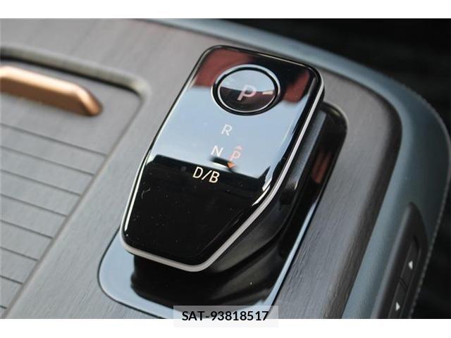 Nissan Ariya 2022-03 7214891-26