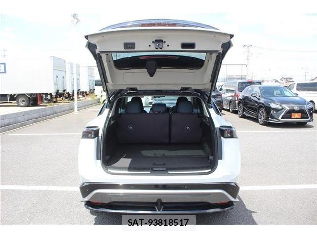 Nissan Ariya 2022-03 7214891-29