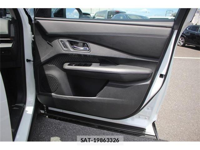 Nissan Ariya 2022-04 7214894-21