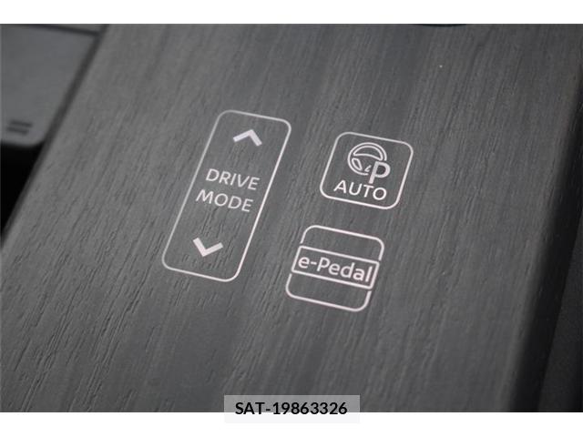 Nissan Ariya 2022-04 7214894-6