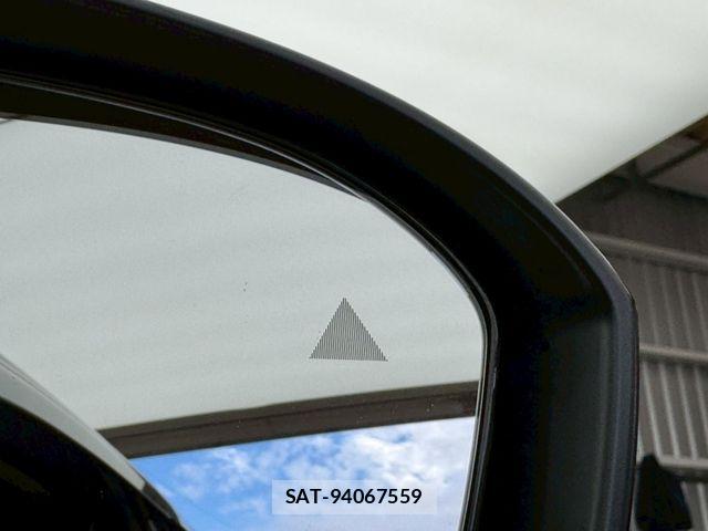 Nissan Ariya 2022-03 7214890-27
