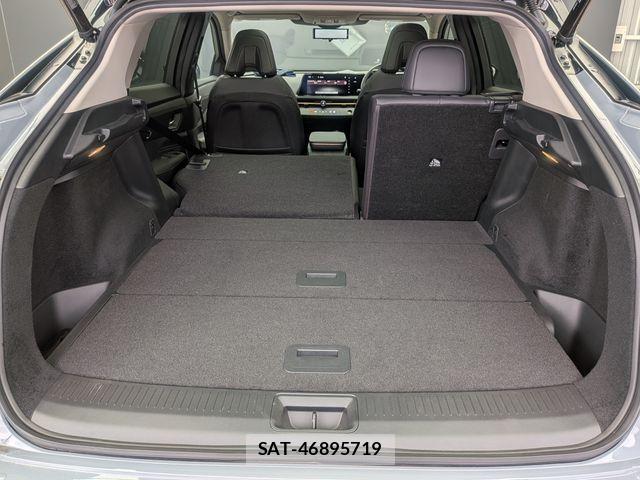 Nissan Ariya 2022-04 7214893-22