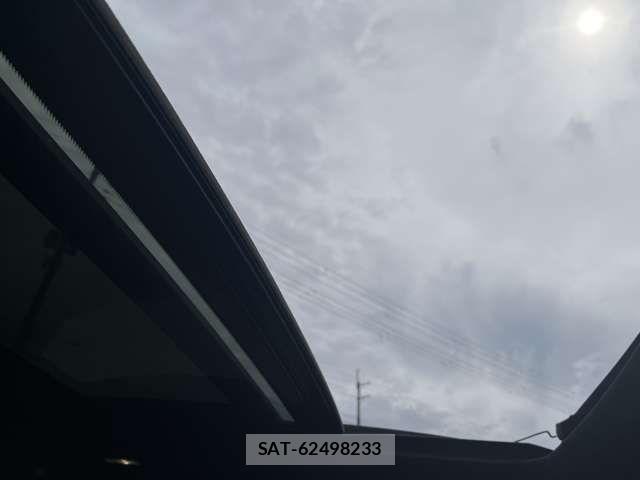 Nissan Ariya 2024-06 7214898-4