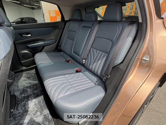 Nissan Ariya 2023-08 7249590-17