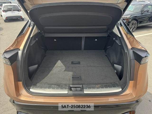 Nissan Ariya 2023-08 7249590-18