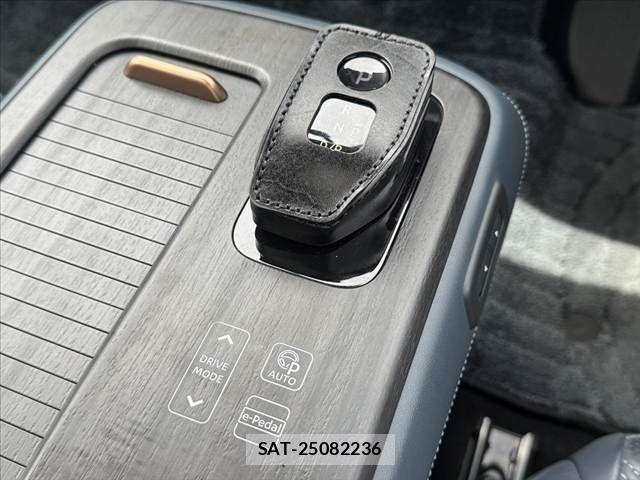 Nissan Ariya 2023-08 7249590-23