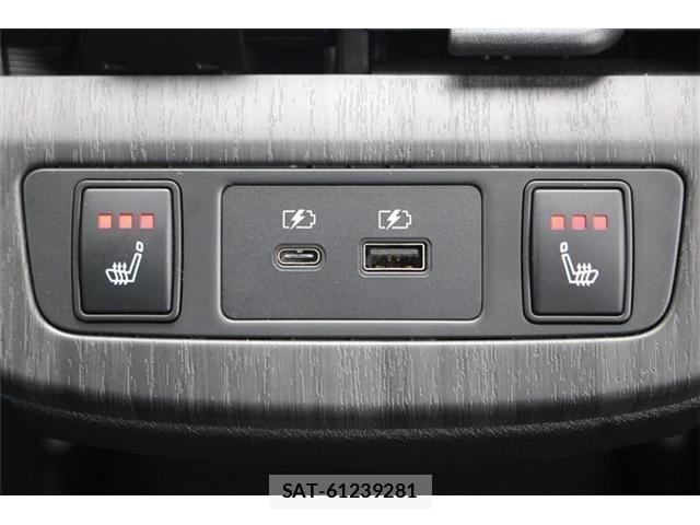 Nissan Ariya 2022-04 7271530-6