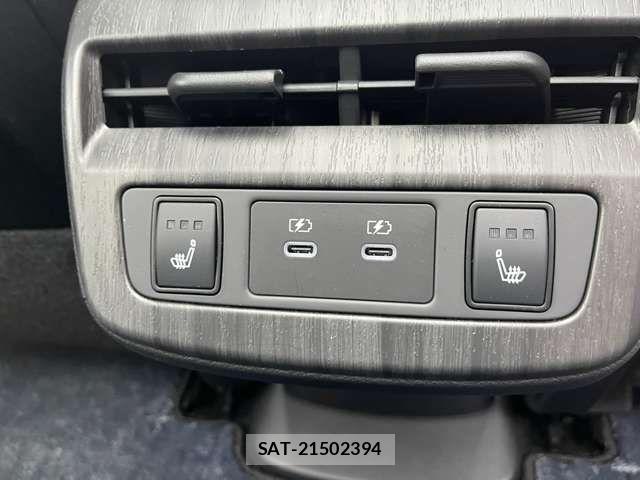 Nissan Ariya 2024-06 7356821-6