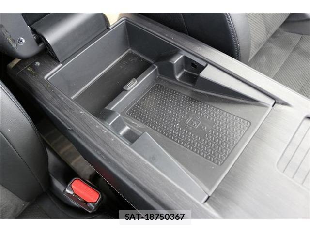 Nissan Ariya 2023-04 7508118-19