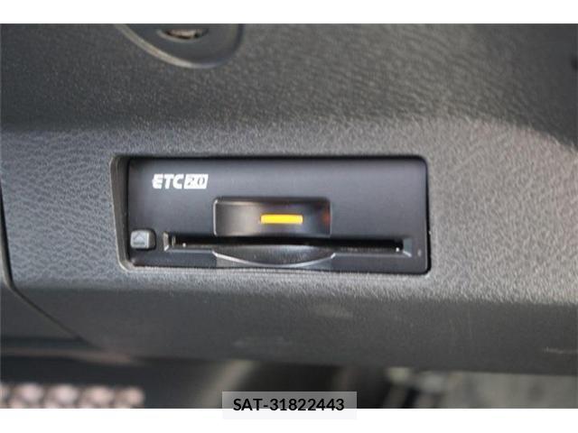 Nissan Ariya 2023-01 7499537-27