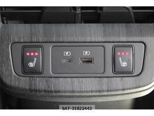 Nissan Ariya 2023-01 7499537-6