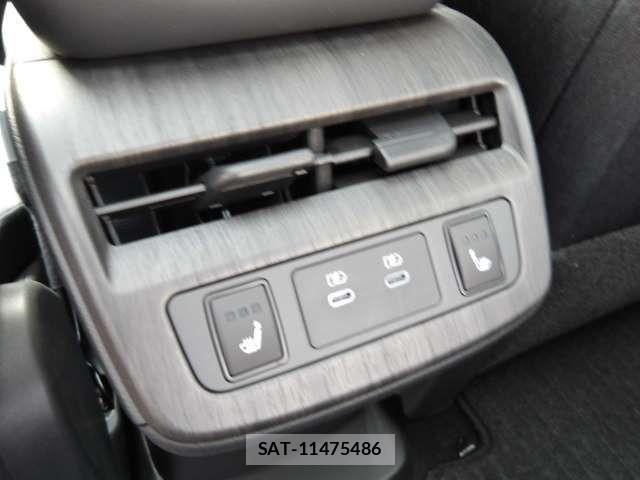 Nissan Ariya 2025-03 7499530-19