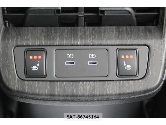 Nissan Ariya 2024-10 7499535-4