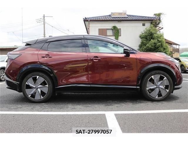 Nissan Ariya 2023-06 7615007-9