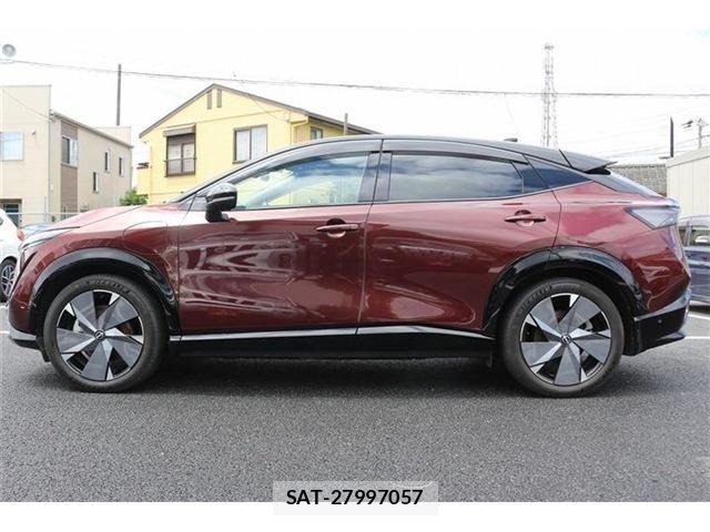 Nissan Ariya 2023-06 7615007-11