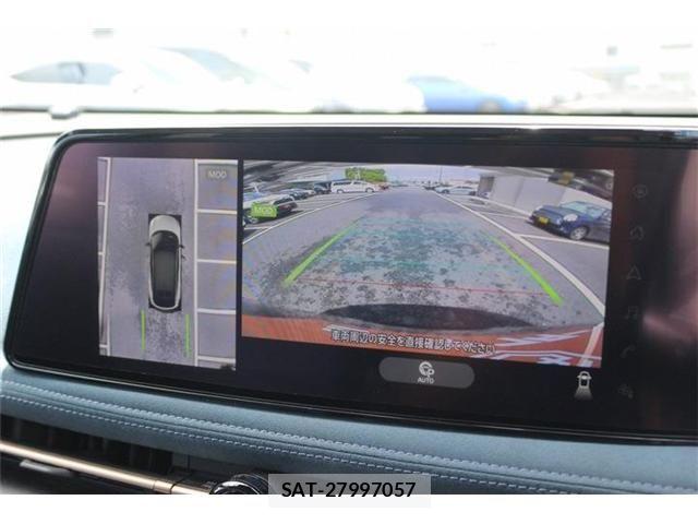 Nissan Ariya 2023-06 7615007-6