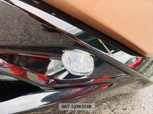 Nissan Ariya 2022-05 7615009-13