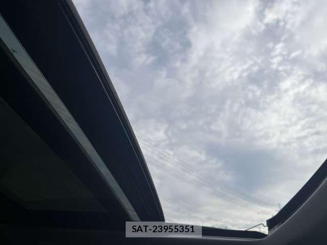 Nissan Ariya 2024-05 7615005-4