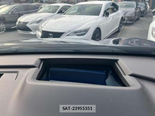 Nissan Ariya 2024-05 7615005-9
