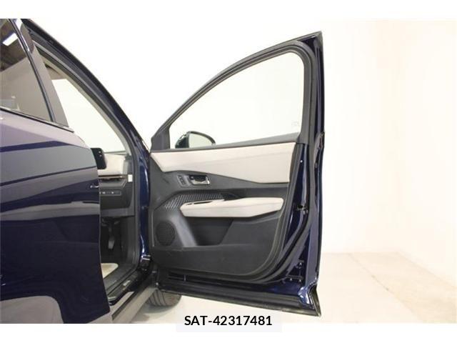 Nissan Ariya 2022-06 7615006-28