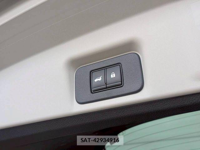 Nissan Ariya 2022-05 7720821-17