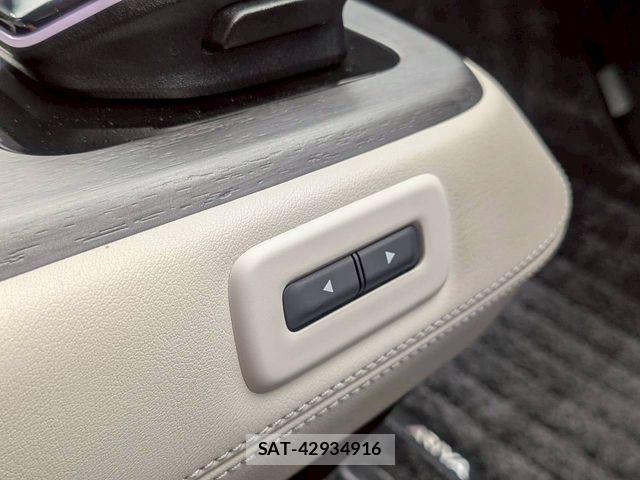 Nissan Ariya 2022-05 7720821-18