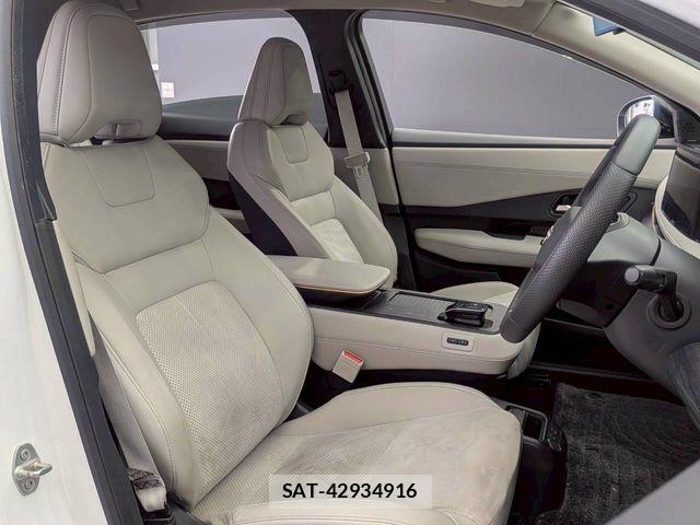 Nissan Ariya 2022-05 7720821-23