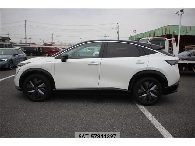 Nissan Ariya 2022-10 7782622-9